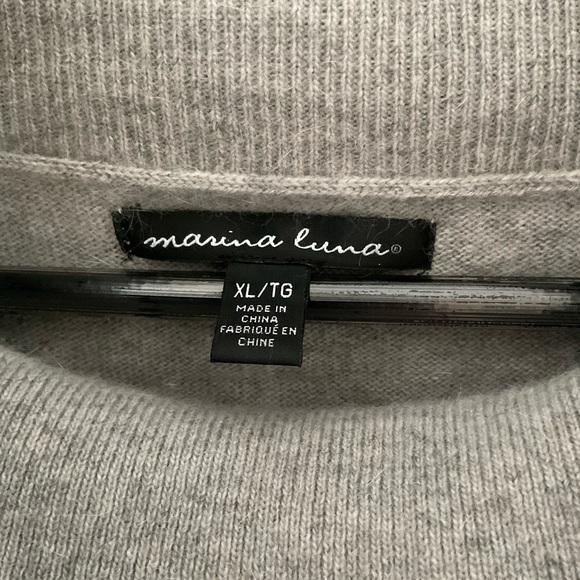 💖⚡️Marina Luna Angora Blend Turtleneck Sweater Light Gray XL Fits L EUC Classic - Picture 3 of 7